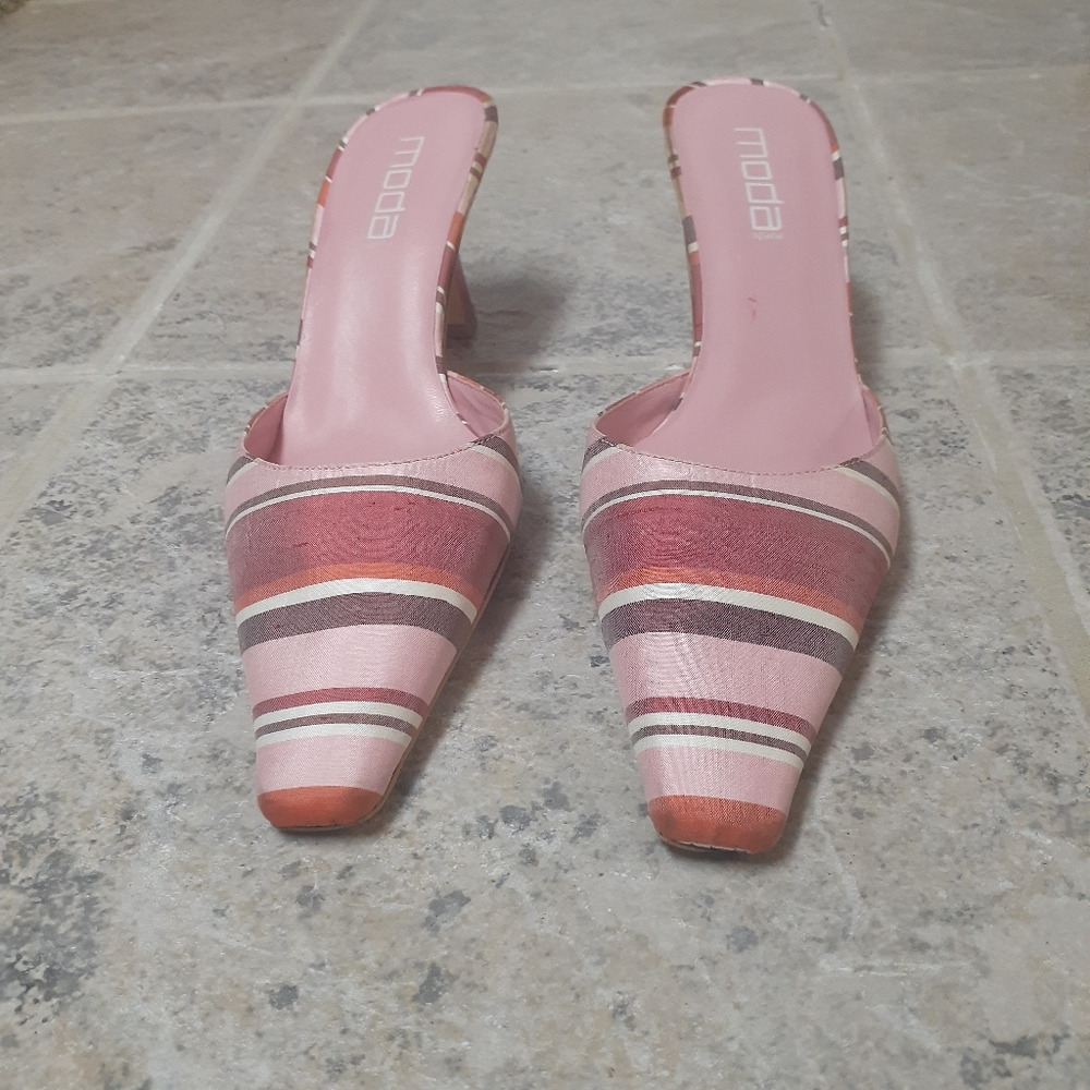 Shoes - Picture 3 of 3